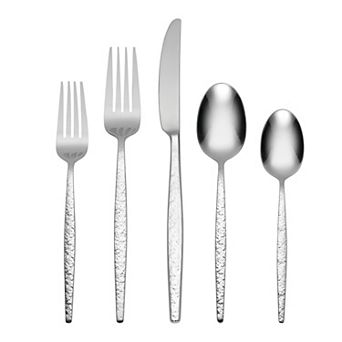 Oneida Revolve 20 pc Flatware Set