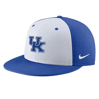 Men's Nike White Kentucky Wildcats Aero True Baseball Performance Fitted Hat