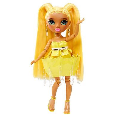 MGA Rainbow High Sunny Yellow Fantastic Fashion Doll