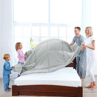Quilt Soft Lightweight Down Alternative Comforter King Size