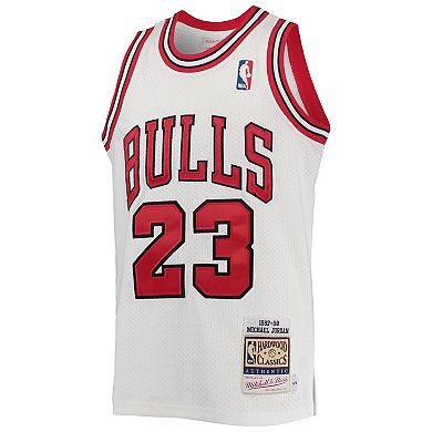 Youth Mitchell & Ness Michael Jordan White Chicago Bulls 1997-98 Hardwood Classics Authentic Jersey