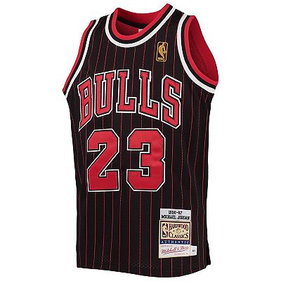 Youth Mitchell Ness Michael Jordan Black Red Chicago Bulls 1996 97 Hardwood Classics Authentic Jersey