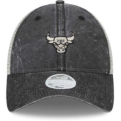 Women's New Era  Black Chicago Bulls Micro Logo 9TWENTY Trucker Adjustable Hat