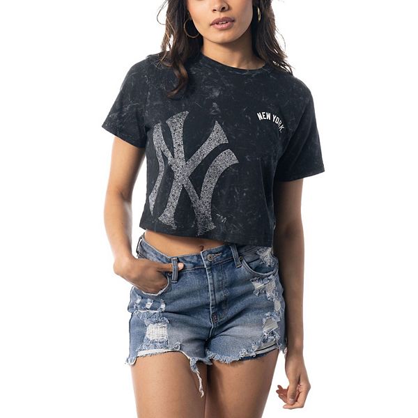 Women's New York Yankees The Wild Collective Black Cropped T-Shirt