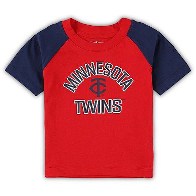 Infant Red/Heather Gray Minnesota Twins Ground Out Baller Raglan T-Shirt and Shorts Set
