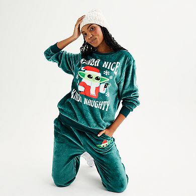 Juniors' The Mandalorian Grogu Holiday Crewneck Graphic Pullover