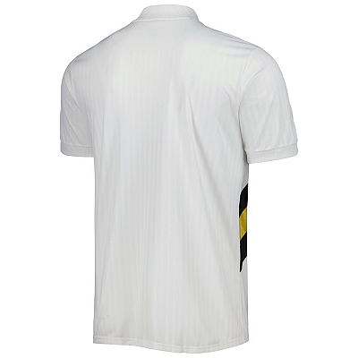 Men s adidas White Juventus Football Icon Jersey