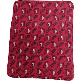 Portland Trail Blazers 60'' x 50'' Repeating Pattern Fleece Throw Blanket