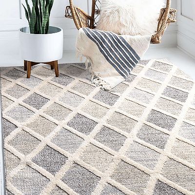 Gertmenian Fiesta Hayden Area Rug