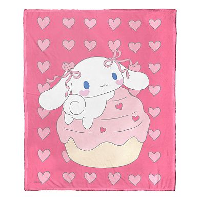 Sanrio Cinnamoroll Cupcake Climb Silky Touch Throw Blanket