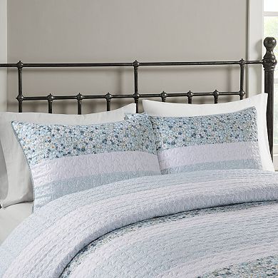 Madison Park Evian 4-Piece Seersucker Quilt Set with Throw Pillow