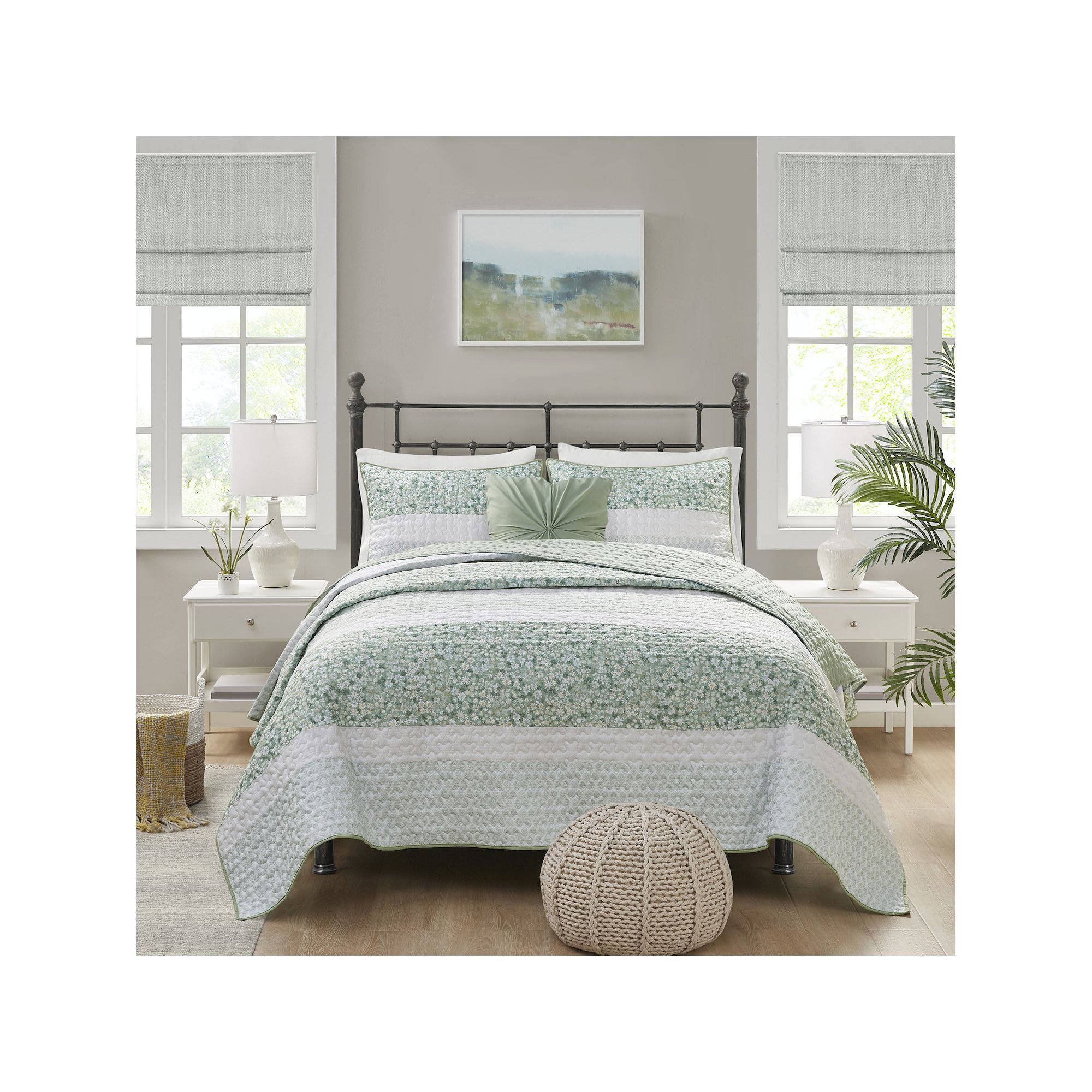 Madison Park Evian 4-Piece Seersucker Quilt Set with Throw Pillow, Green