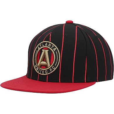 Men's Mitchell & Ness Black Atlanta United FC Team Pin Snapback Hat