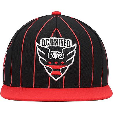 Men's Mitchell & Ness Black D.C. United Team Pin Snapback Hat
