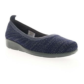 Propet Yen Women's Casual Shoes