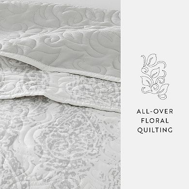 Home Collection All Season Distressed Damask Reversible Quilt Set with Shams