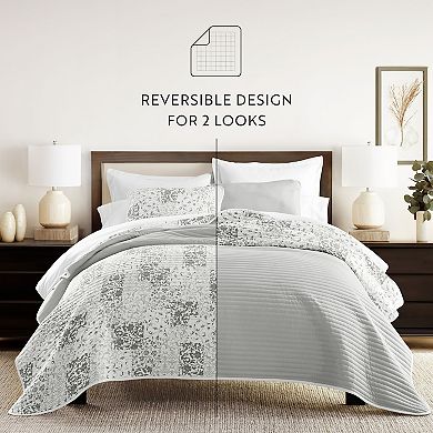 Home Collection All Season Scrolled Patchwork Reversible Quilt Set with Shams
