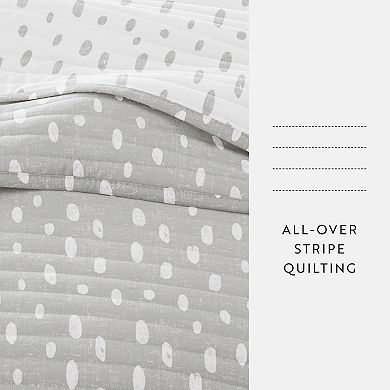 Home Collection All Season Painted Dots Reversible Quilt Set with Shams