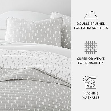 Home Collection All Season Painted Dots Reversible Quilt Set with Shams