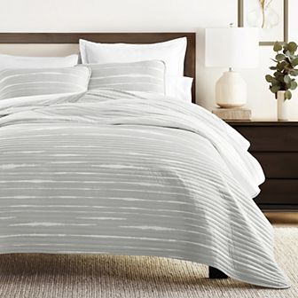 Home Collection All Season Horizon Lines Reversible Quilt Set with Shams