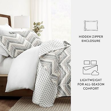 Home Collection All Season Diamond Chevron Reversible Quilt Set with Shams