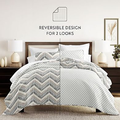 Home Collection All Season Diamond Chevron Reversible Quilt Set with Shams