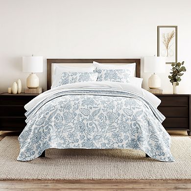 Home Collection All Season Lightweight Jacobean & Stripe Reversible Quilt Coverlet Set with Shams