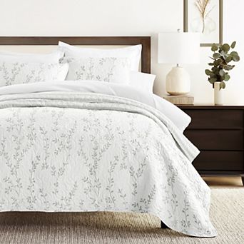 Home Collection All Season Sprouting Vines Reversible Quilt Set with Shams