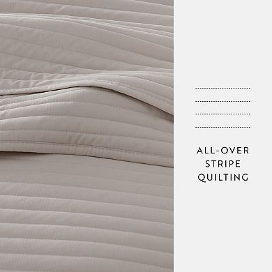 Home Collection All Season Stripe Quilt Set with Shams