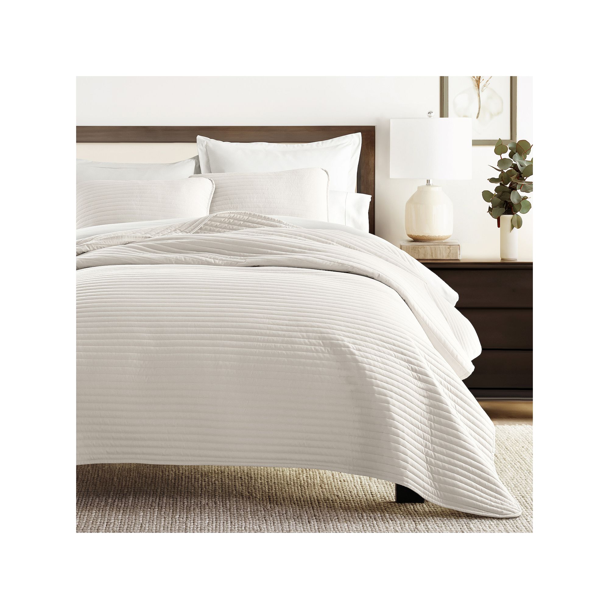 Home Collection All Season Stripe Quilt Set with Shams, Beige