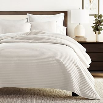 Home Collection All Season Stripe Quilt Set with Shams