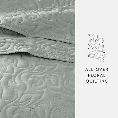 Home Collection All Season Floral Quilt Set with Shams