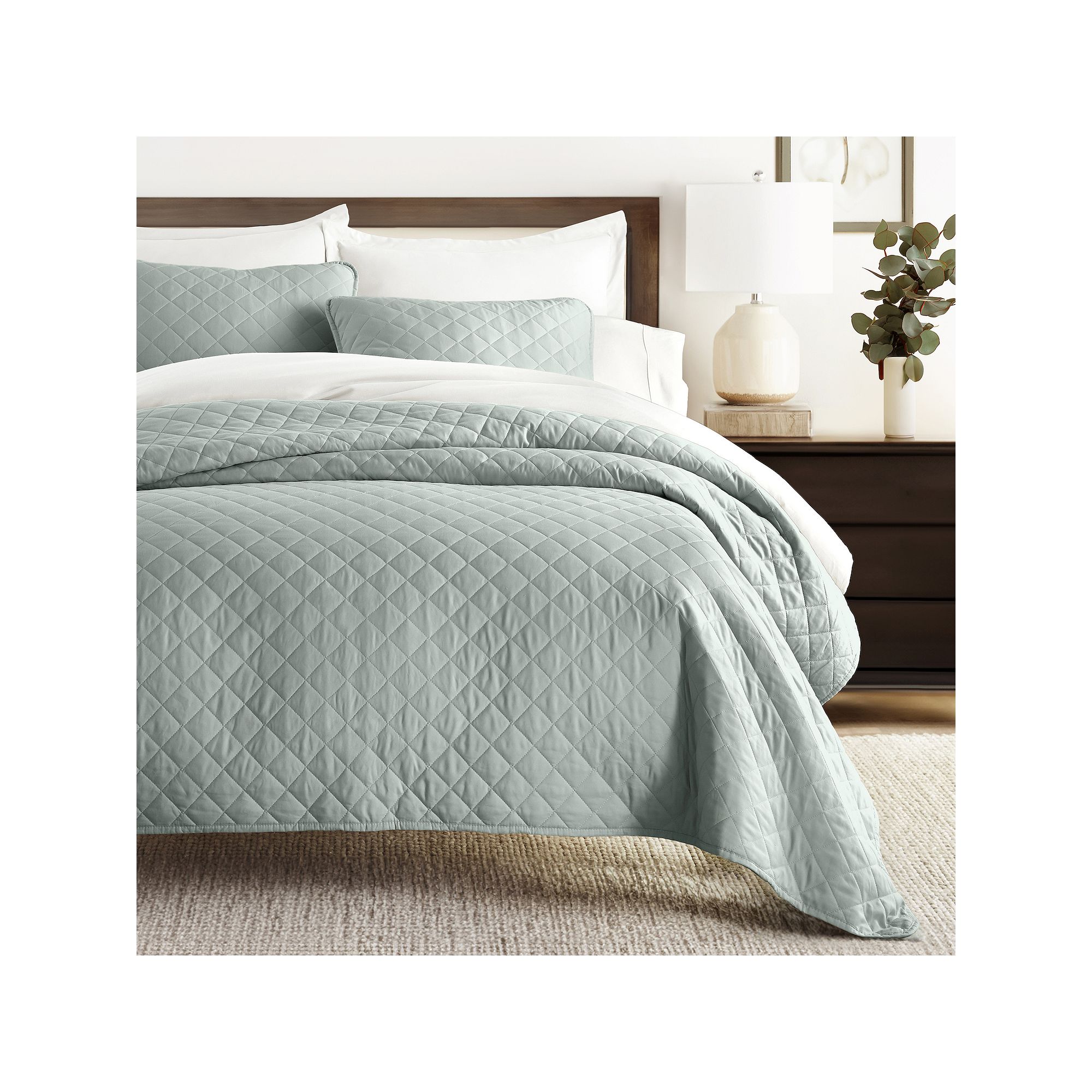 Home Collection All Season Diamond Quilt Set with Shams, Green