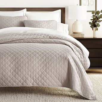 Home Collection All Season Diamond Quilt Set with Shams