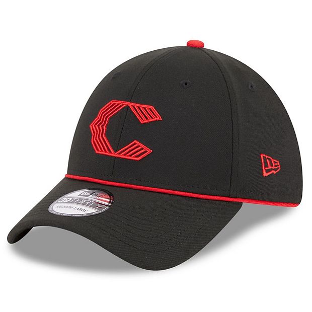 New Era Men's Cincinnati Reds Clubhouse Gray 39Thirty Stretch Fit Hat