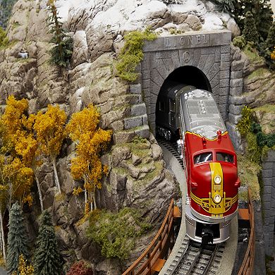 Lionel Santa Fe Super Chief LionChief Bluetooth 5.0 Train Set with Remote