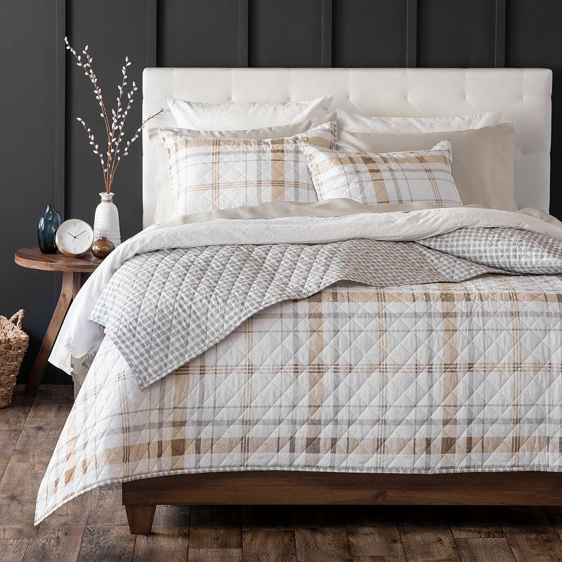 Martha Stewart Bartlett Plaid 3-Piece Quilt Set with Shams, White, King