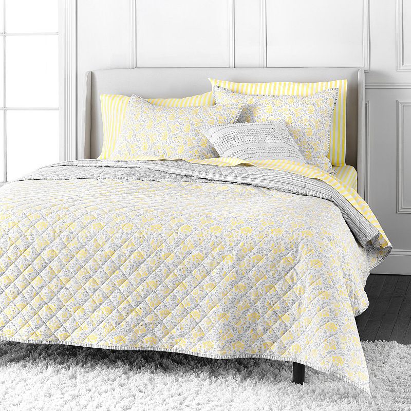 Martha Stewart Hailey 3-Piece Quilt Set with Shams, Yellow, Queen