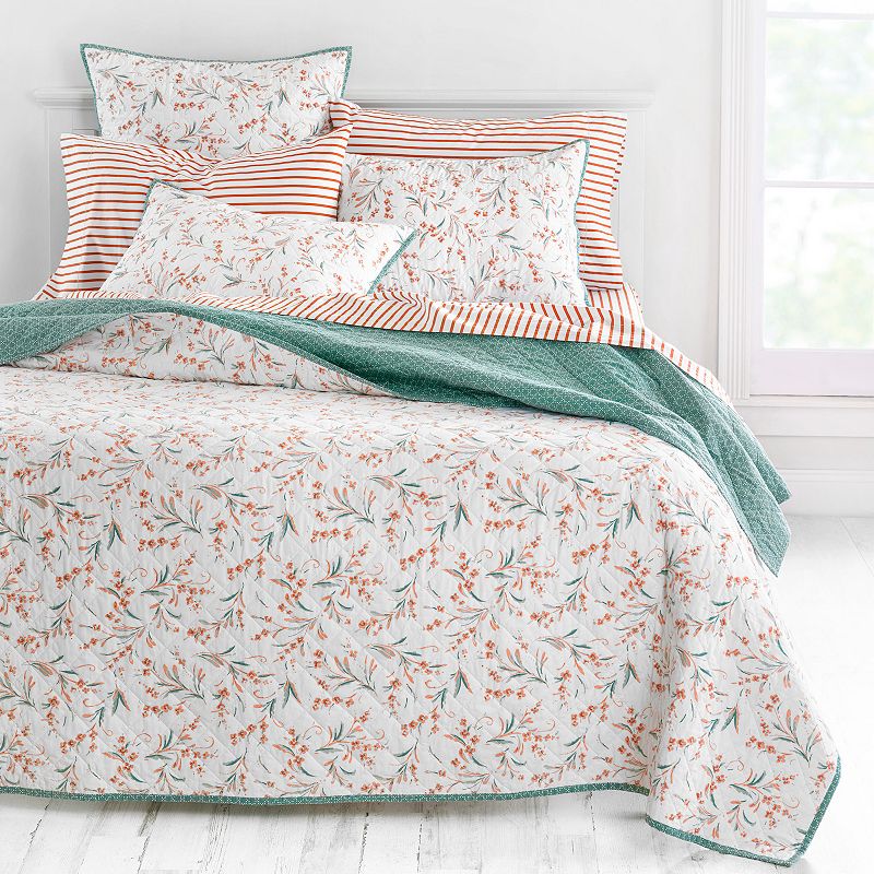 Martha Stewart Etta 3-Piece Quilt Set with Shams, Multicolor, Queen