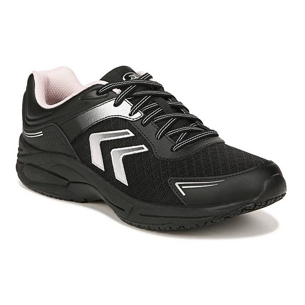 Slip resistant best sale shoes at kohls