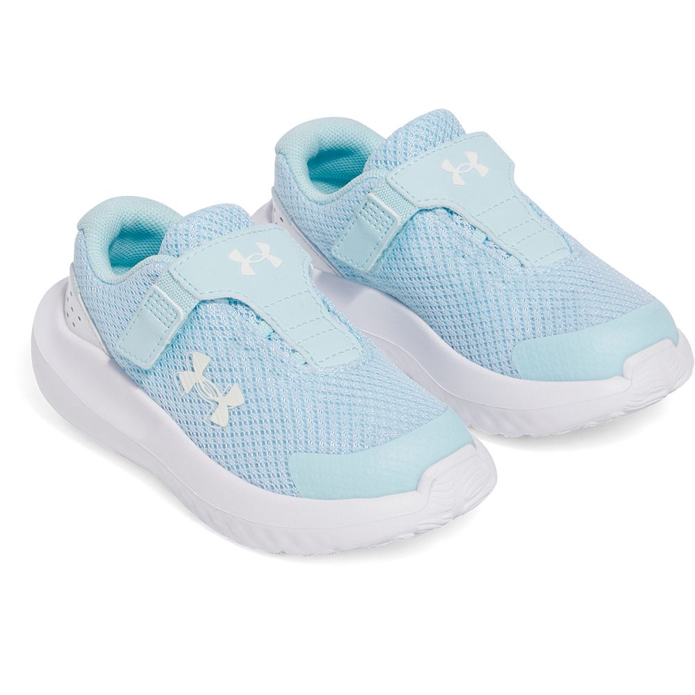 UA Surge 4 AC | Under Armour