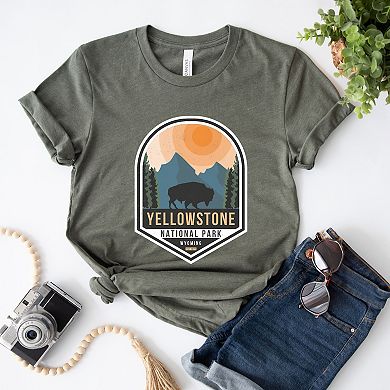Yellowstone National Park Badge - Women's Short Sleeve Graphic T-Shirt