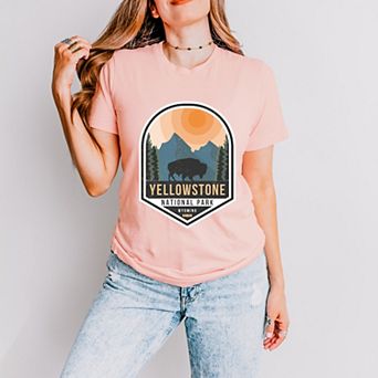 Yellowstone National Park Badge - Women's Short Sleeve Graphic T-Shirt