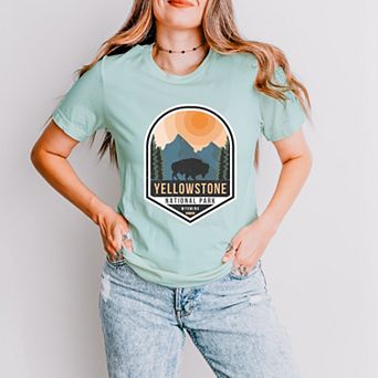 Yellowstone National Park Badge - Women's Short Sleeve Graphic T-Shirt