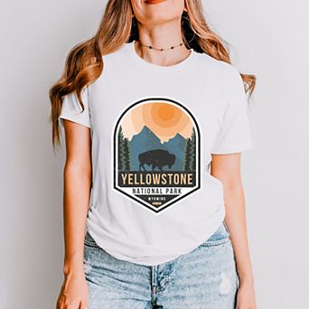 Yellowstone National Park Badge - Women's Short Sleeve Graphic T-Shirt