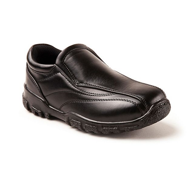 Kohls deals school shoes