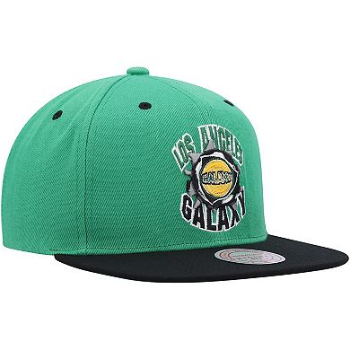 Men's Mitchell & Ness Green LA Galaxy Breakthrough Snapback Hat