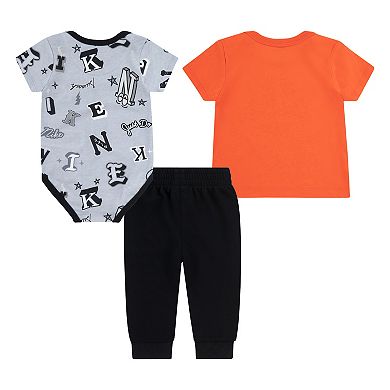 Newborn Baby Boys Nike Sportswear Next Gen 3-Piece Bodysuit T-shirt and Sweatpants Set