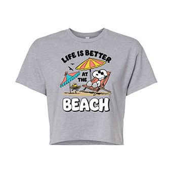 Juniors' Peanuts Snoopy At The Beach Cropped Graphic Tee