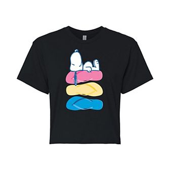 Juniors' Peanuts Snoopy Flip Flops Cropped Graphic Tee